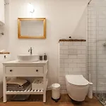 Entire House In The Center Of - Free Parking - Dragon Garden Pavilion Homestay