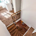 Entire House In The Center Of - Free Parking - Dragon Garden Pavilion Privat bolig
