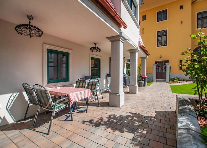 Entire House In The Center Of - Free Parking - Dragon Garden Pavilion Ljubljana