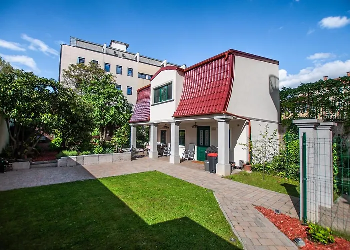 Pansiyon Entire House In The Center Of - Free Parking - Dragon Garden Pavilion Ljubljana